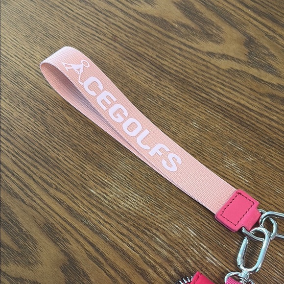 Cegolfs Pink Wallet Set with Wrist Strap - Picture 5 of 7